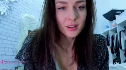 Vika online show from April 2026 12:55:01 PM