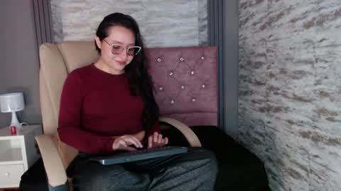 Snapshot of koko15_ chatting on May 2026 11:59:01 AM Koko online show from May 2026 11:59:01 AM