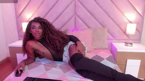 Kollin  online show from February 2025 04:37:02 AM