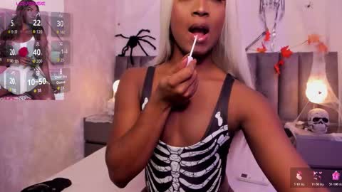 Kollin  online show from October 2025 12:29:01 PM