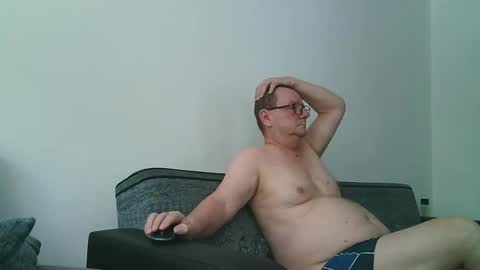 Snapshot of komputer123456789 chatting on January 2026 07:54:01 AM Bogdan online show from January 2026 07:54:01 AM