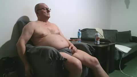 Snapshot of komputer123456789 chatting on January 2026 11:08:02 PM Bogdan online show from January 2026 11:08:02 PM