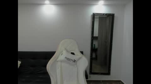 Julieta online show from December 2024 04:42:01 AM