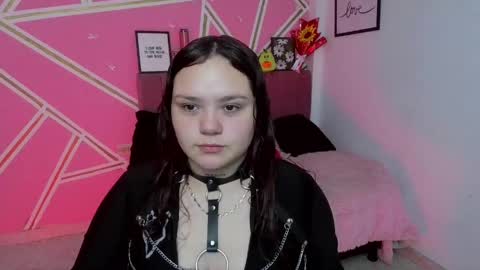 camila online show from May 2026 03:02:01 AM