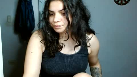 Snapshot of koranikky08 chatting on June 2026 03:09:02 AM Karoll online show from June 2026 03:09:02 AM