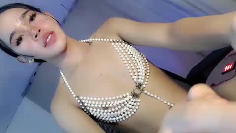 Snapshot of koreandoll_yuri chatting on October 2025 08:48:01 AM koreandoll_yuri online show from October 2025 08:48:01 AM