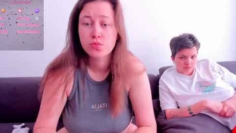 Snapshot of kortney_williams chatting on June 2026 03:07:02 PM Twiix online show from June 2026 03:07:02 PM