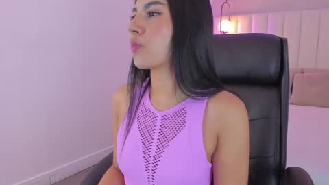 K O S M I C online show from February 2025 12:25:02 PM