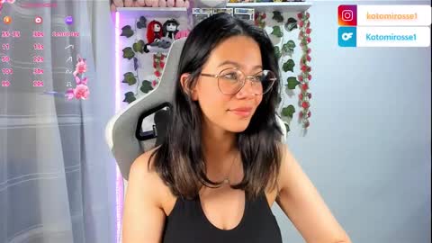 Snapshot of kotomi_rosse chatting on January 2025 05:00:01 AM Kotomi online show from January 2025 05:00:01 AM