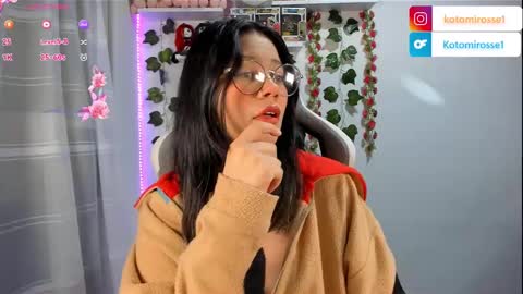 Snapshot of kotomi_rosse chatting on January 2025 12:22:02 AM Kotomi online show from January 2025 12:22:02 AM