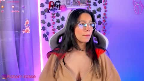 Snapshot of kotomi_rosse chatting on September 2025 02:22:01 AM Kotomi online show from September 2025 02:22:01 AM