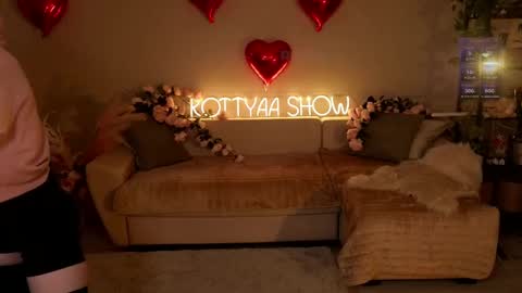 Kottyaa cb FOLLOWING  online show from February 2025 10:52:02 PM