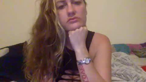 Snapshot of koyoteej chatting on January 2025 05:19:01 AM koyoteej online show from January 2025 05:19:01 AM