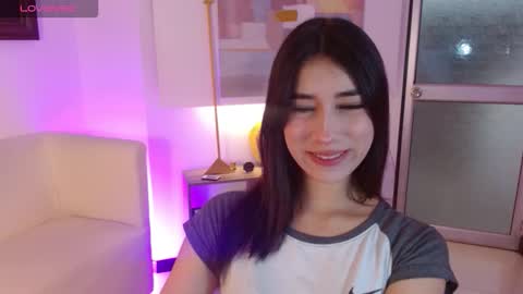 Snapshot of koyuki_san chatting on December 2025 12:11:02 PM Elizabeth online show from December 2025 12:11:02 PM