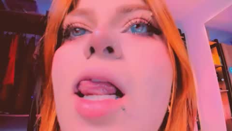 Khloe online show from March 2026 01:22:02 AM