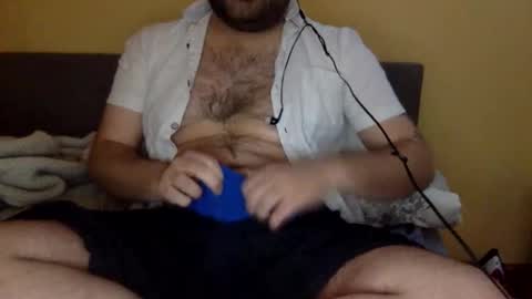 kr4k3n_ online show from October 2025 05:02:02 PM