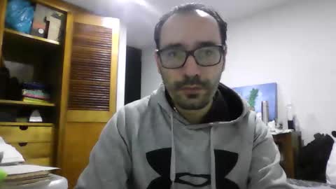 Snapshot of kratosmorgen chatting on April 2026 11:05:02 PM KratosMorgen online show from April 2026 11:05:02 PM