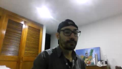 Snapshot of kratosmorgen chatting on April 2026 04:29:01 AM KratosMorgen online show from April 2026 04:29:01 AM