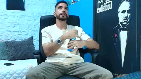kratoswolf online show from May 2026 09:52:01 PM