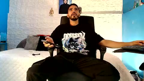 kratoswolf online show from May 2026 08:39:02 PM