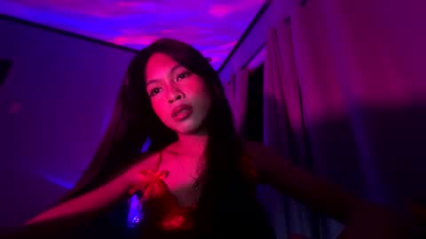 Snapshot of krimpie_xx chatting on March 2026 04:47:02 PM krimpie_xx online show from March 2026 04:47:02 PM