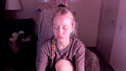 Snapshot of kris_grant chatting on February 2026 10:41:02 AM kris_grant online show from February 2026 10:41:02 AM