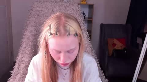 Snapshot of kris_grant chatting on May 2026 10:31:01 AM kris_grant online show from May 2026 10:31:01 AM