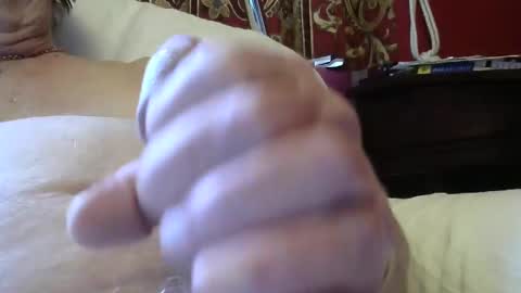 Snapshot of krisforfun chatting on December 2024 11:40:01 AM krisforfun online show from December 2024 11:40:01 AM