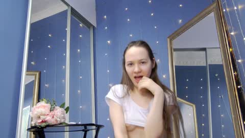 kriskras__ online show from January 2025 08:30:01 AM