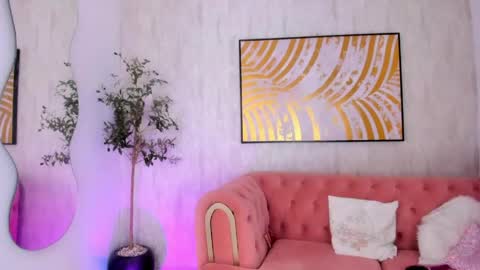 Snapshot of krissi_latore chatting on May 2026 12:23:02 PM Krisstine online show from May 2026 12:23:02 PM