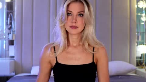 Kristina online show from July 2026 10:19:01 AM