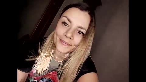 KrissSexi online show from November 2025 07:14:01 PM