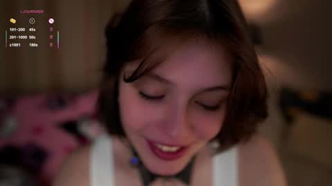 Snapshot of krissyhei chatting on October 2025 01:34:01 AM Sarah online show from October 2025 01:34:01 AM