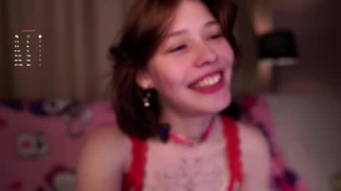 Snapshot of krissyhei chatting on October 2025 01:27:01 AM Sarah online show from October 2025 01:27:01 AM