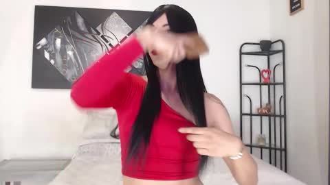 Andrea online show from September 2025 08:01:01 PM