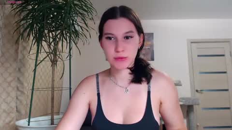 kristal89 online show from August 2026 12:32:02 AM