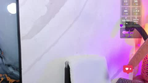   online show from October 2025 04:43:02 AM