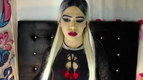 Snapshot of kristal_queen01 chatting on May 2026 06:53:01 AM kristal_queen01 online show from May 2026 06:53:01 AM