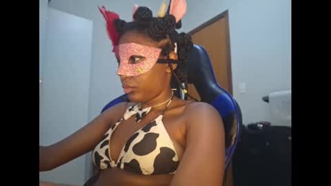 Snapshot of kristallvfs chatting on February 2025 03:35:01 AM kristallvfs online show from February 2025 03:35:01 AM