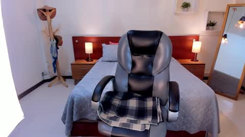 Sophia online show from December 2024 12:29:02 AM