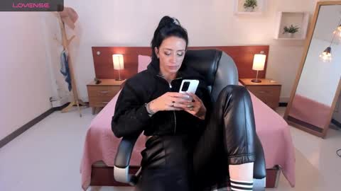 Sophia online show from December 2024 02:25:02 AM