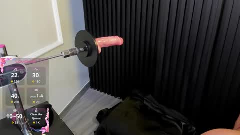 Kristen Bread online show from September 2025 07:58:01 PM