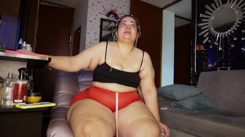 Snapshot of kristenhill1 chatting on January 2025 09:40:01 PM Kristen online show from January 2025 09:40:01 PM