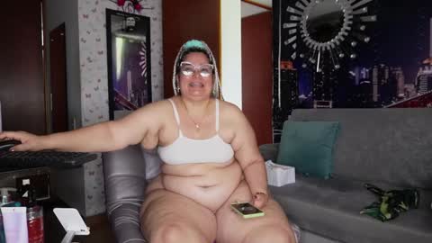 Snapshot of kristenhill1 chatting on February 2025 04:08:01 PM Kristen online show from February 2025 04:08:01 PM