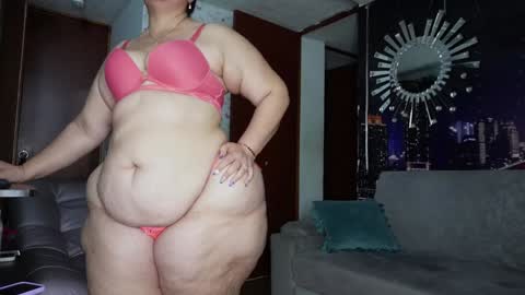 Snapshot of kristenhill1 chatting on February 2025 01:32:01 AM Kristen online show from February 2025 01:32:01 AM