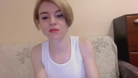 Snapshot of kristina_vagner chatting on February 2025 01:54:02 AM kristina_vagner online show from February 2025 01:54:02 AM