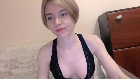 Snapshot of kristina_vagner chatting on February 2025 01:22:01 AM kristina_vagner online show from February 2025 01:22:01 AM