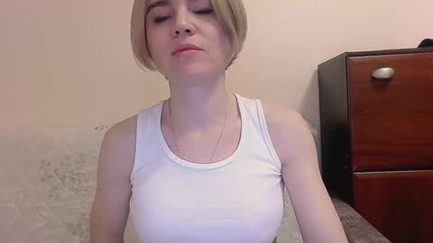 Snapshot of kristina_vagner chatting on March 2025 11:27:01 AM kristina_vagner online show from March 2025 11:27:01 AM