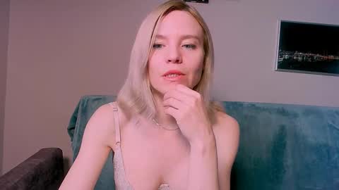 Snapshot of kristina_vagner chatting on February 2026 03:26:02 AM kristina_vagner online show from February 2026 03:26:02 AM