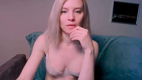 Snapshot of kristina_vagner chatting on February 2026 02:09:02 AM kristina_vagner online show from February 2026 02:09:02 AM